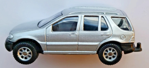 Mercedes benz ml320 die cast - mercedes-benz,