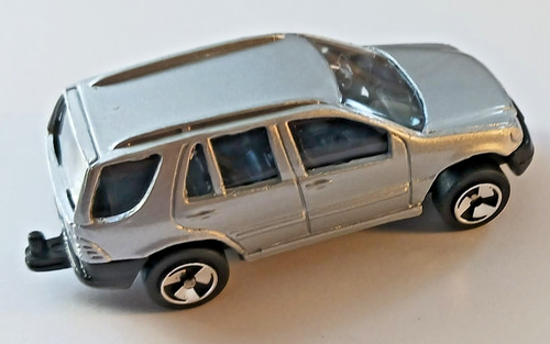 Mercedes benz ml320 die - die, cast
